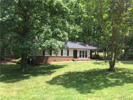 1370 Oak Canopy Road sold home in Hillcrest Acres, Lincolnton, NC