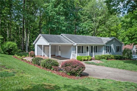 717 Amherst Court
