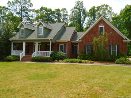424 Patrick Henry Drive 8 sold home in Patriots Crossing, Lake Wylie, SC