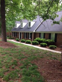 1714 Tanglebriar Court