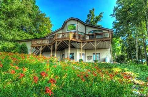 97 Lucerne Drive 5,6 sold home in Swiss Village, Little Switzerland, NC