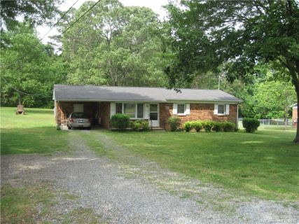 1736 Gilroy Road sold home in Whispering Pines, Iron Station, NC