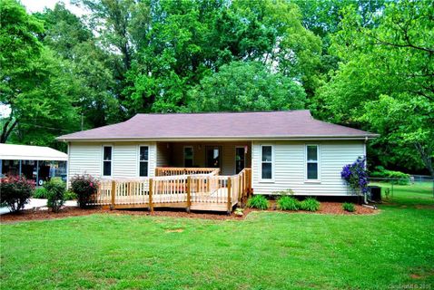 10630 South Hampton Drive sold home in Arlington Forest, Mint Hill, NC