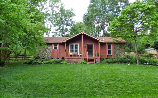 3022 Winding Trail