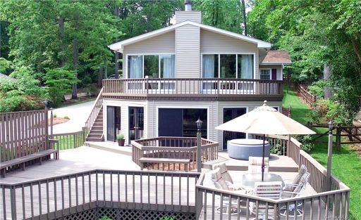140 Seagrove Lane