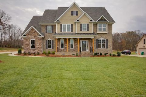 2605 Smith Field Drive 32