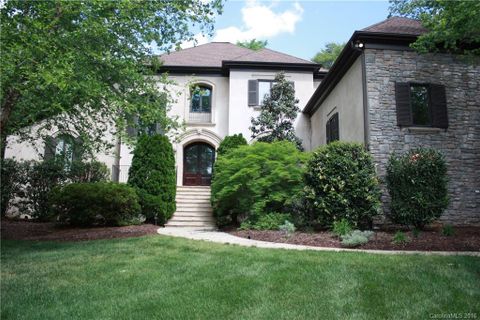 1105 Seminole Drive