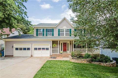 1136 Cureton Place