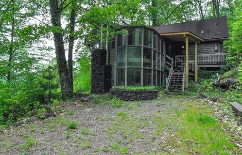 1035 Moonshine Mountain Road sold home in Moonshine Mountain, Burnsville, NC