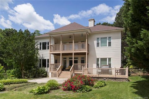 2482 Cherry Lane sold home in Tranquil Harbor, Denver, NC