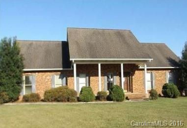 218 Meadow Oaks Drive