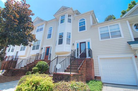 6321 Royal Celadon Way