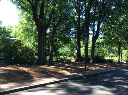 413 8th Street D sold home in Springfield Square, Charlotte, NC