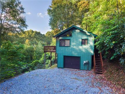 66 Frost Ridge Road sold home in Mountain Top, Maggie Valley, NC