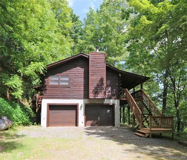 402 Creekside Drive