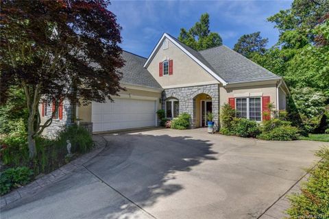3 Tiverton Lane
