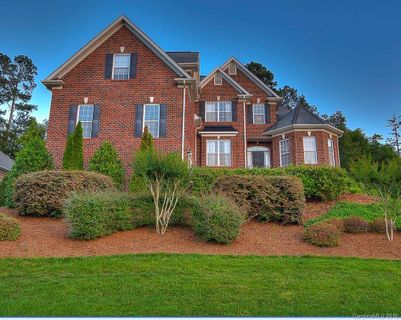 919 Ashford Way
