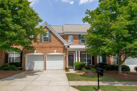 318 Robinlynn Road