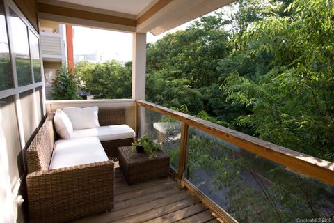 175 S Lexington Avenue 306C