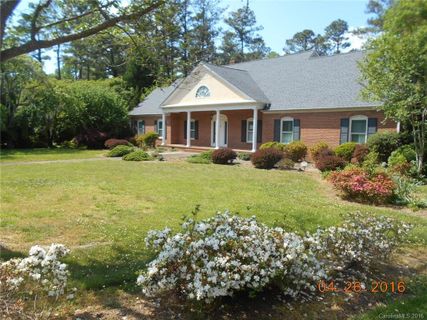 2132 James Court