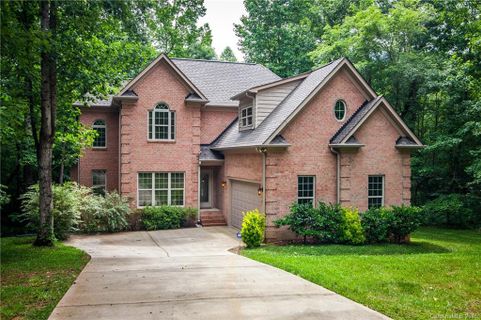 7504 Walnut Crest Drive 23