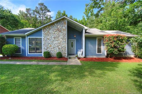 8436 Rittenhouse Circle