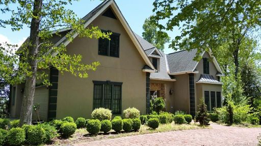 304 Alta Circle