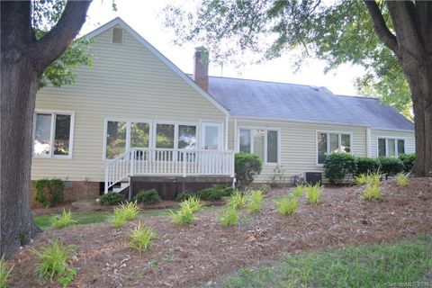 216 Wildwood Drive 104