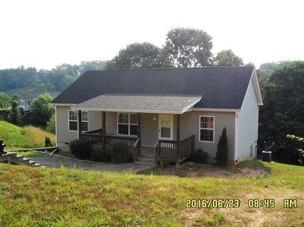348 Barefoot Ridge