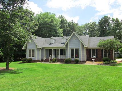 4331 Briarcliff Drive sold home in Briarcliff, Monroe, NC