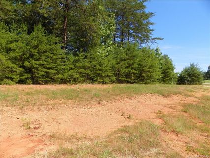 752 Cedar Hill Lane