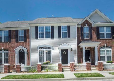 1643 Chamberside Drive 153 sold home in Manchester, Rock Hill, SC