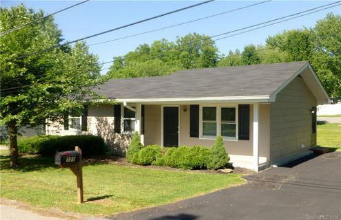 121 Spencer Street 6 sold home in Brookfield, Clyde, NC
