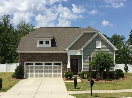 156 E Warfield Drive