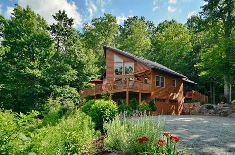241 Parkway View Lane sold home in Parkway View, Penrose, NC