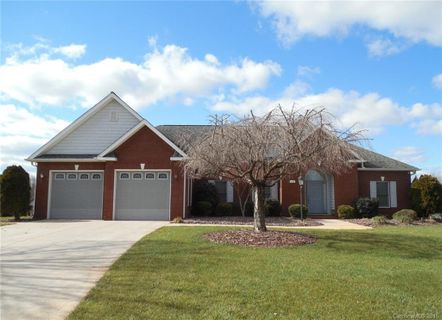 114 Knollcrest Lane