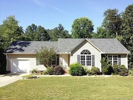 2052 Lynmore Drive sold home in Lynmore, Sherrills Ford, NC