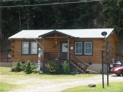 1369 Soco Road sold home in Maggie, Maggie Valley, NC
