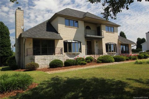 108 Voyager Way