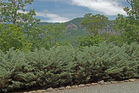 2 Garden Lane sold home in Lurewoods, Lake Lure, NC