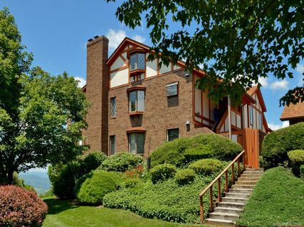 1103 Fleetwood Plaza