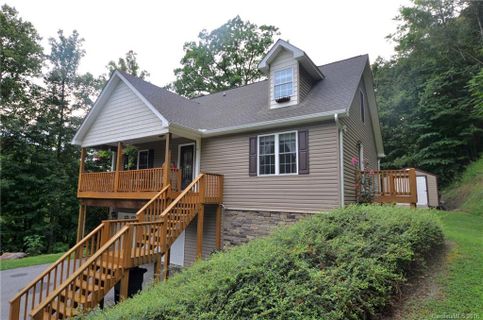 60 Scenic View Drive sold home in Wildlife Acres, Hendersonville, NC