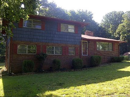 2743 Daleview Drive