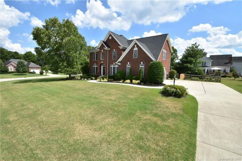 8567 Cabot Court 55 sold home in Clare Haven, Harrisburg, NC