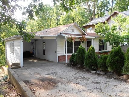 31 Green Oak Road sold home in Woodfin Land Company, Asheville, NC