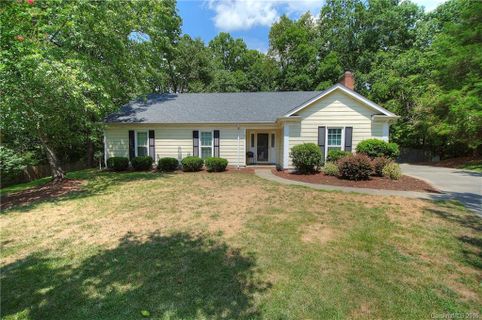 2844 Briar Ridge Drive 32