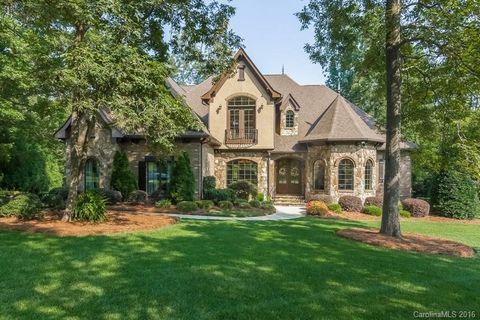 8243 Rolling Fields Road sold home in Plantation Falls Estates, Charlotte, NC