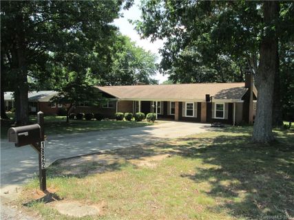 1822 Barkley Road