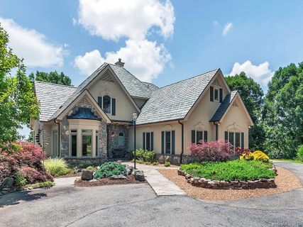 144 Black Oak Drive sold home in The Forest, Asheville, NC