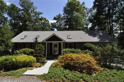 210 General Eddy Trail 13 sold home in Westmoreland Plantation, Tryon, NC